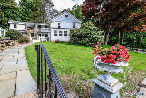 153 Ball Pond Road New Fairfield CT 06812