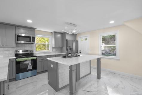 194 Smith Street Derby CT 06418