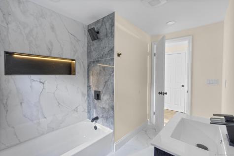 194 Smith Street Derby CT 06418