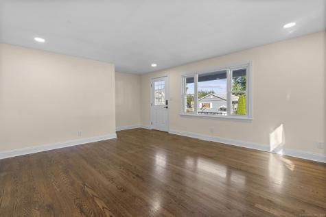 194 Smith Street Derby CT 06418