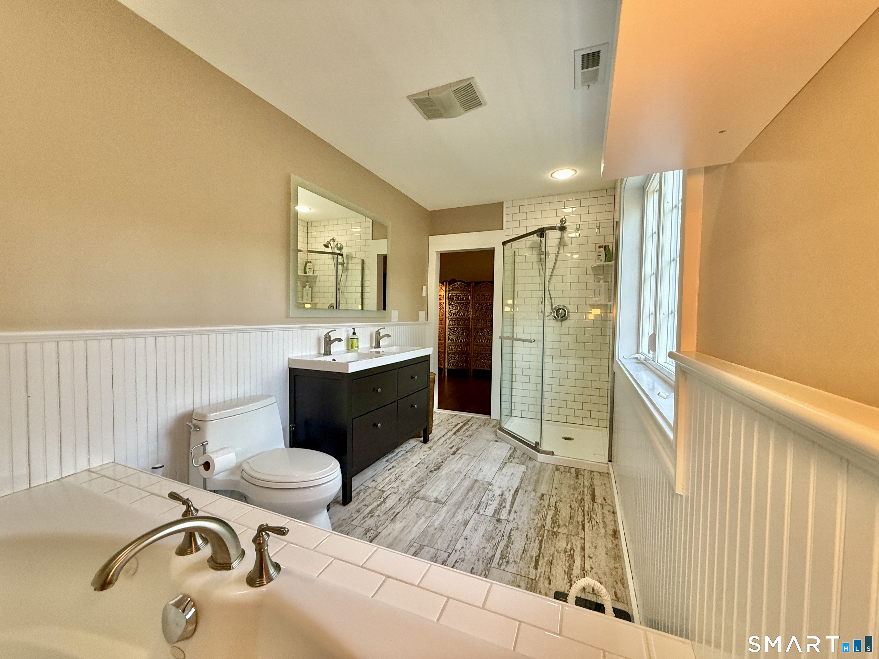 577 Lakeside Road Southbury CT 06488
