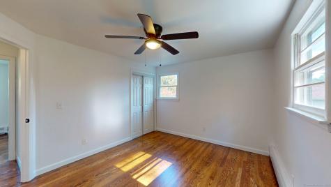 19 Oak Drive North Stonington CT 06359