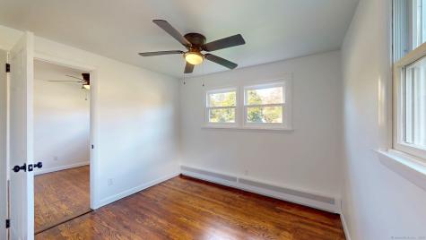 19 Oak Drive North Stonington CT 06359