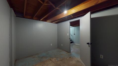 19 Oak Drive North Stonington CT 06359