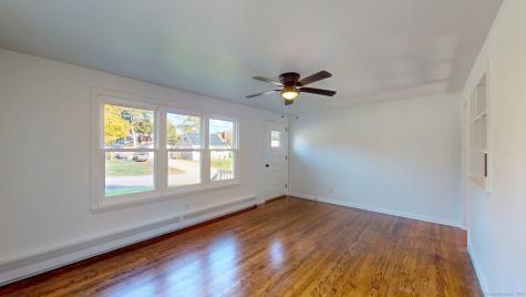 19 Oak Drive North Stonington CT 06359