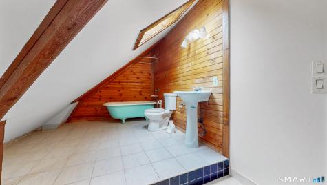 28 Merriman Street Bristol CT 06010