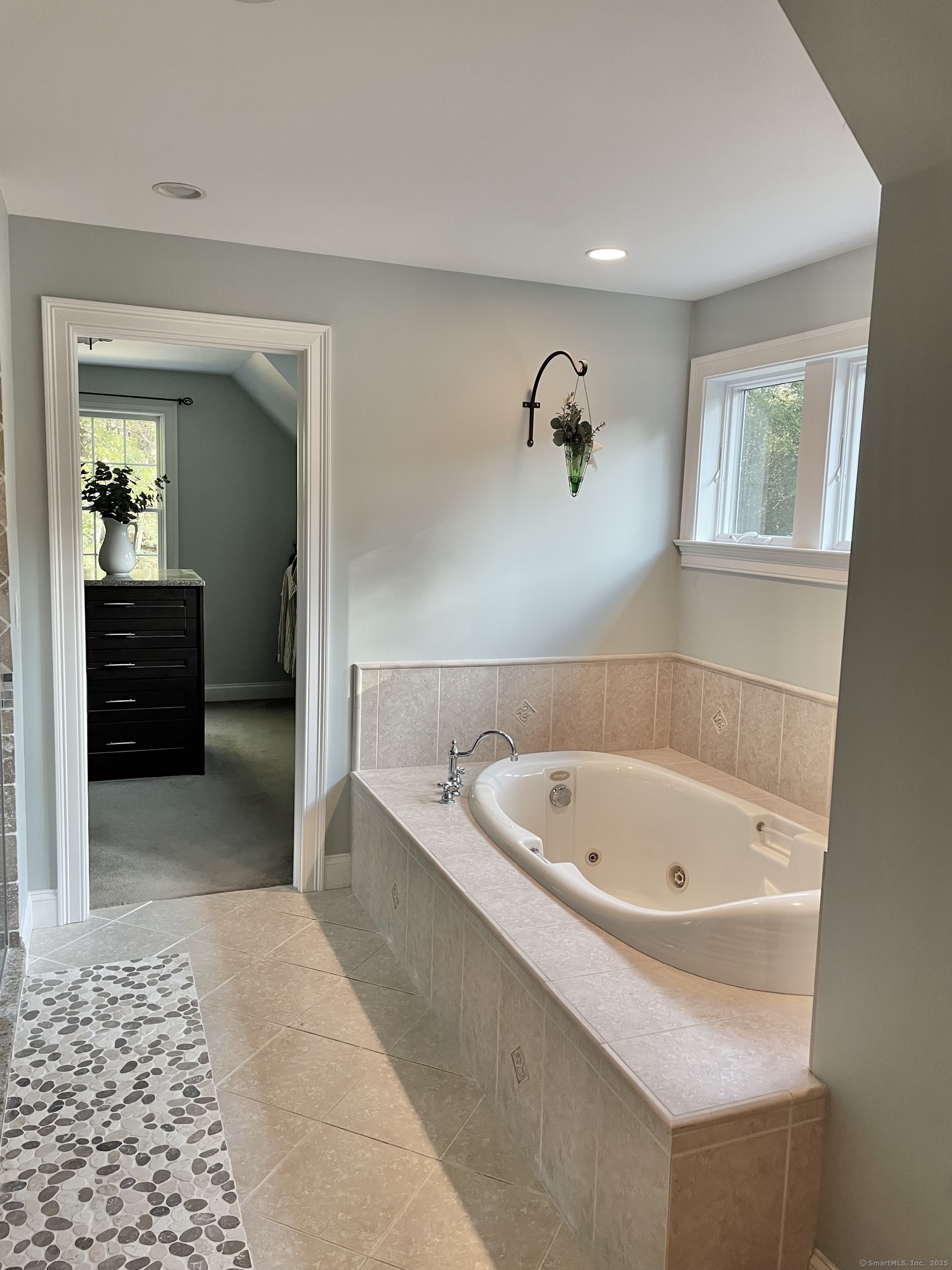 11 Withe Pass Burlington CT 06013