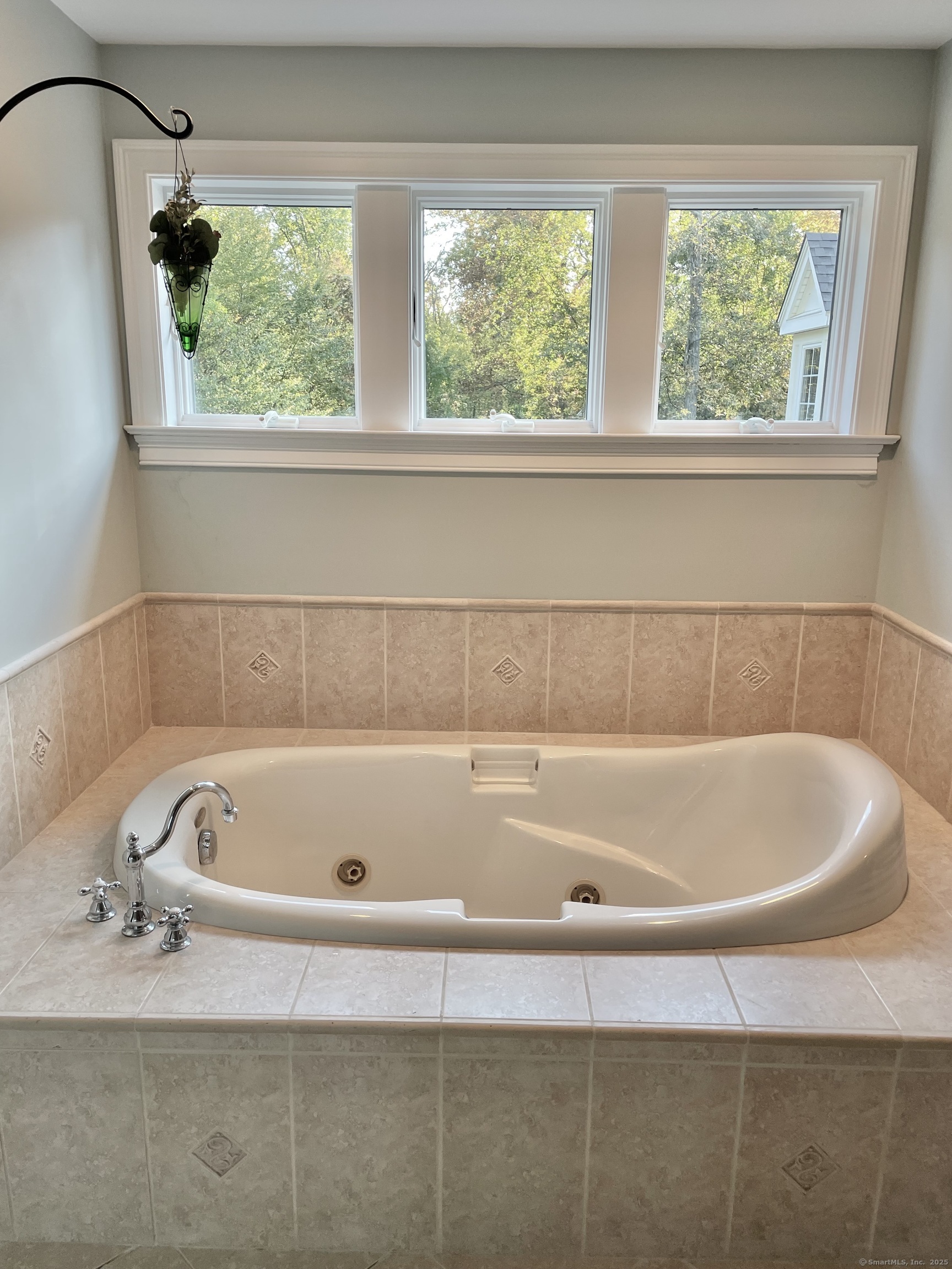 11 Withe Pass Burlington CT 06013