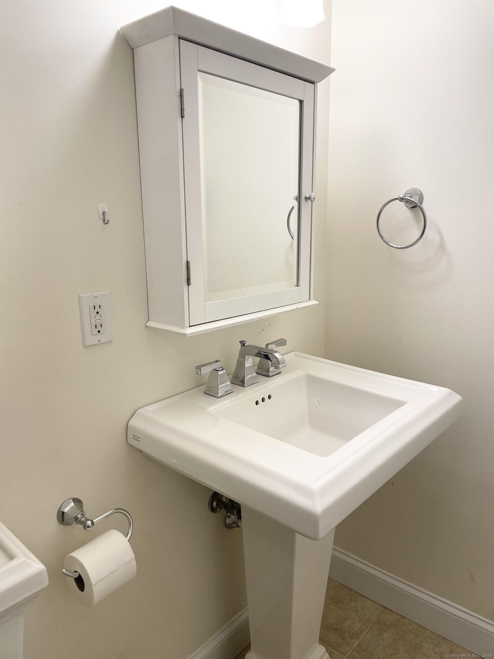 11 Withe Pass Burlington CT 06013