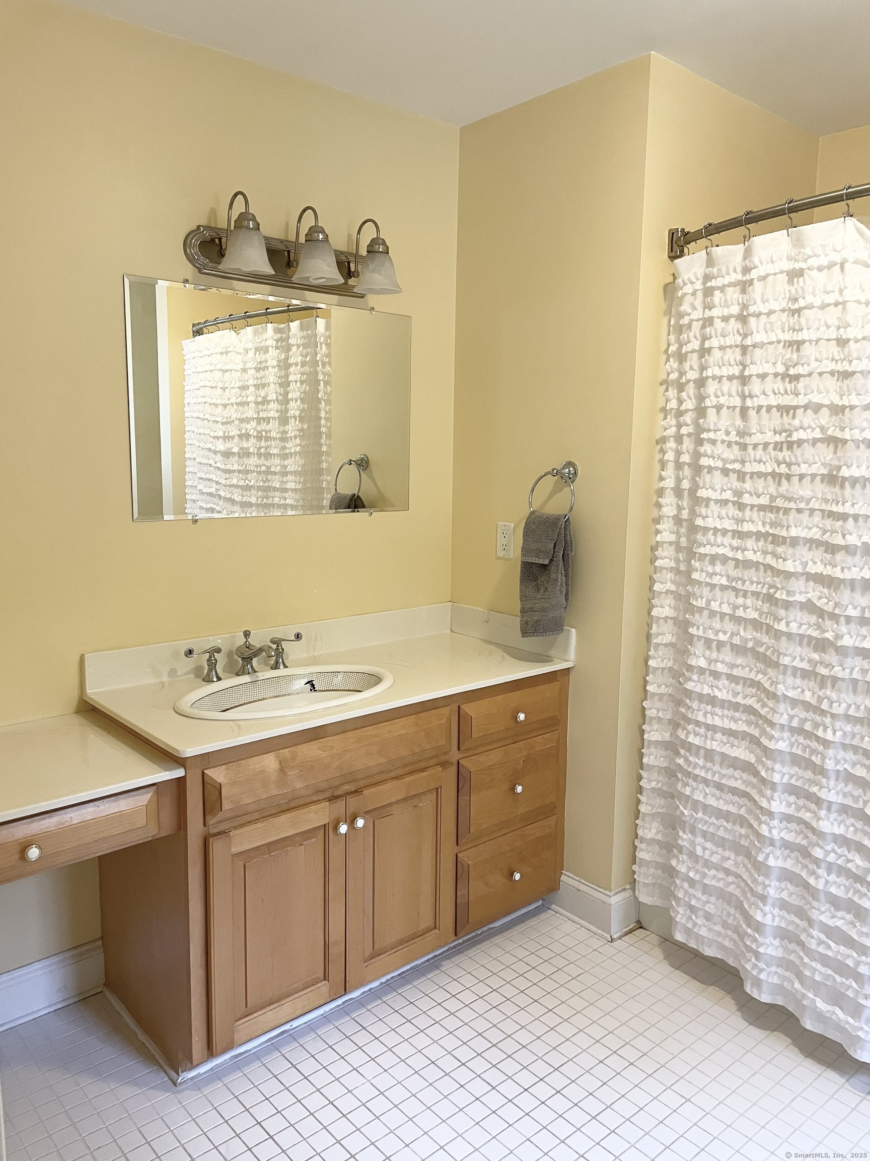 11 Withe Pass Burlington CT 06013