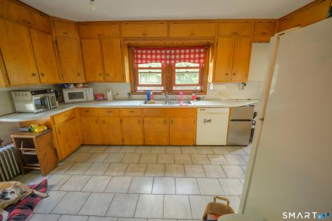 651 Beacon Valley Road Naugatuck CT 06770