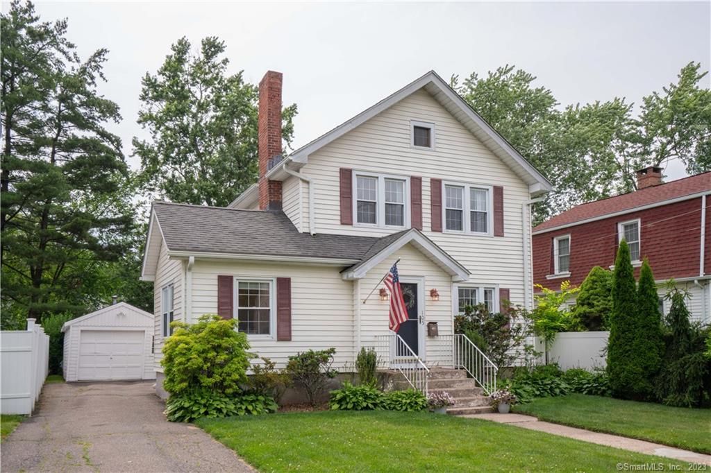 105 Arundel Avenue West Hartford CT 06107
