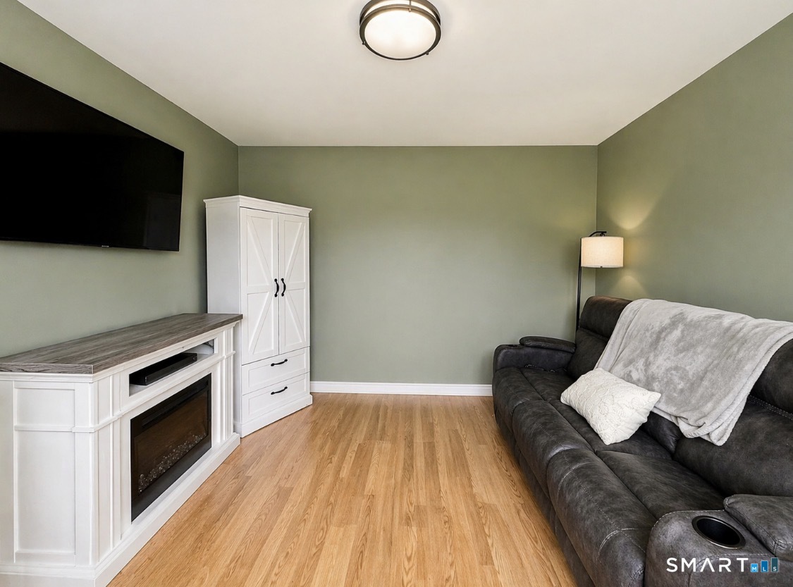 5 Laura Jane Lane Griswold CT 06351