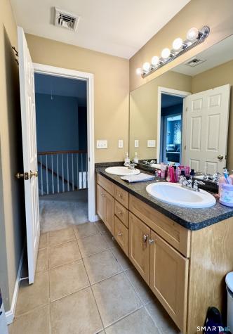 5 Laura Jane Lane Griswold CT 06351