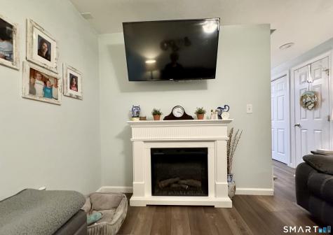 5 Laura Jane Lane Griswold CT 06351