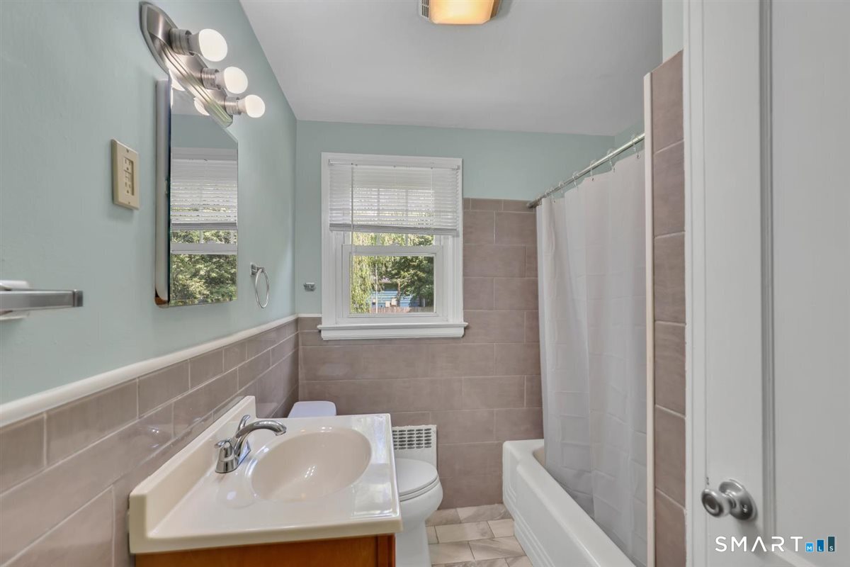 124 Vance Street New Britain CT 06052