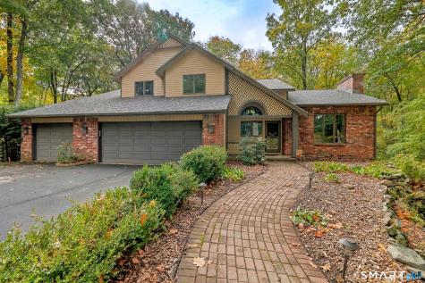 37 Daniel Trace Burlington CT 06013
