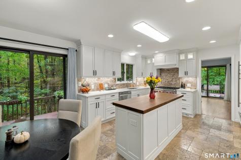 37 Daniel Trace Burlington CT 06013