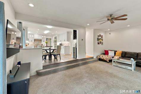 37 Daniel Trace Burlington CT 06013