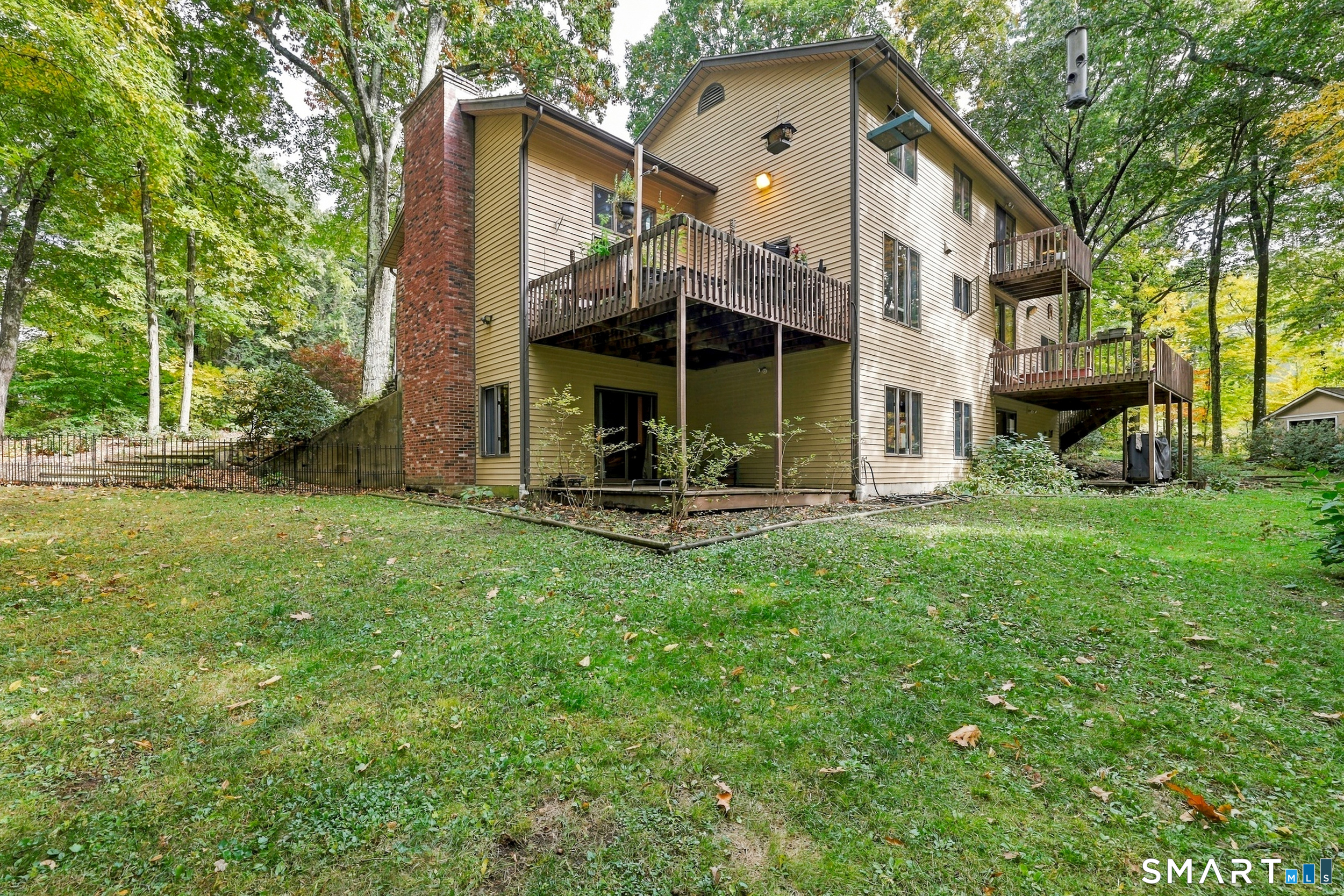 37 Daniel Trace Burlington CT 06013