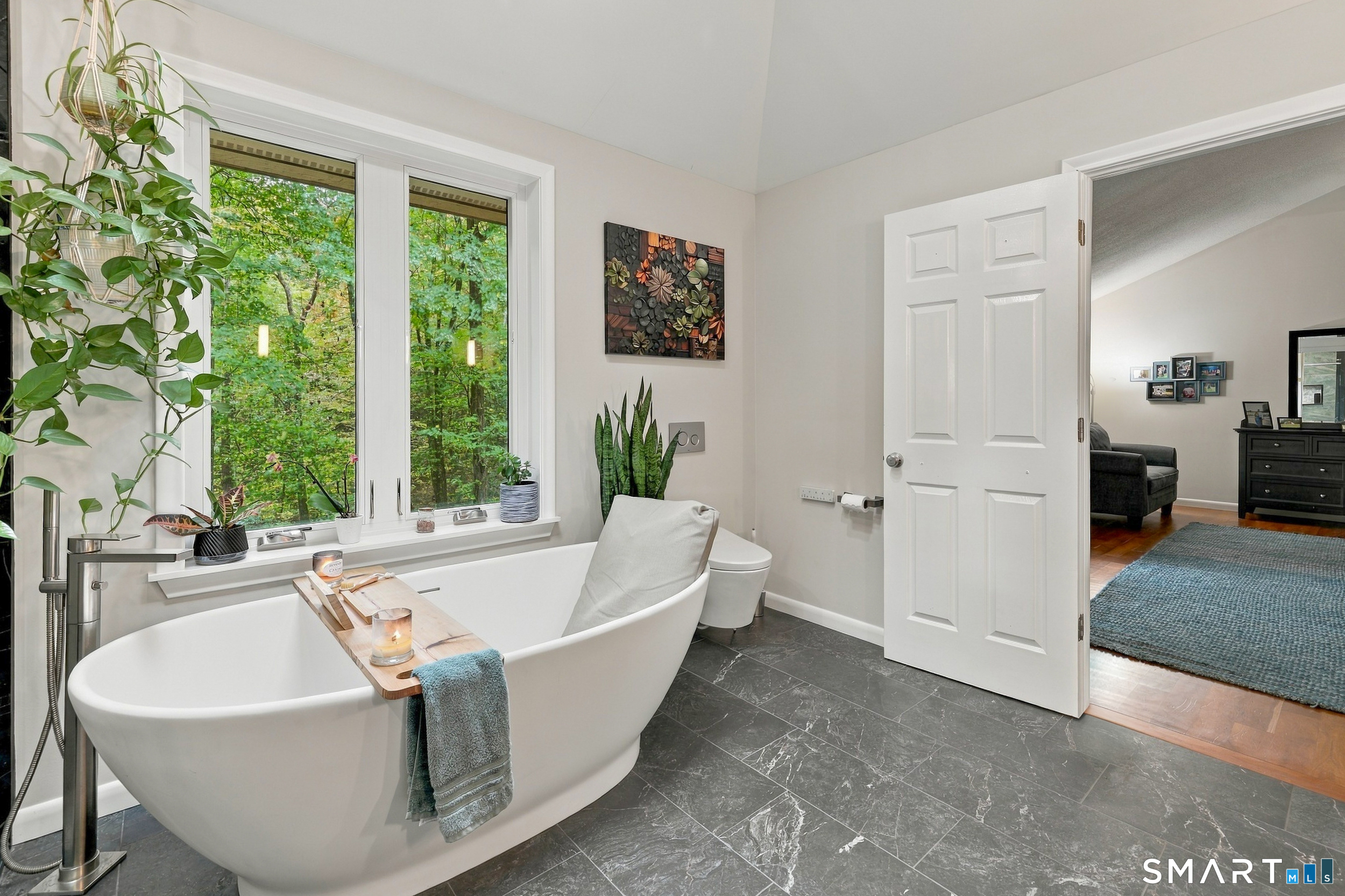37 Daniel Trace Burlington CT 06013