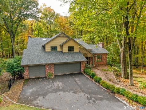 37 Daniel Trace Burlington CT 06013
