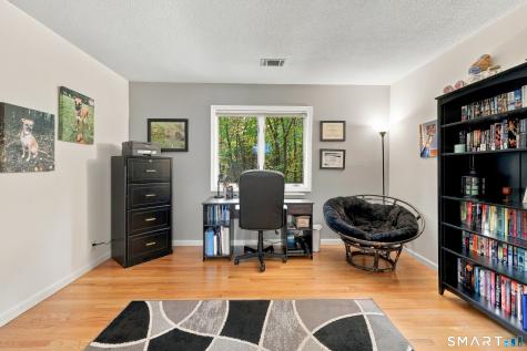37 Daniel Trace Burlington CT 06013