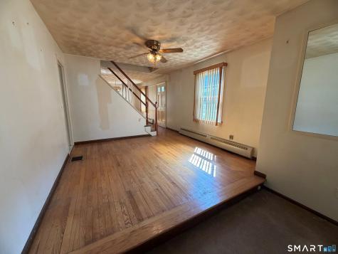 907 North High Street East Haven CT 06512