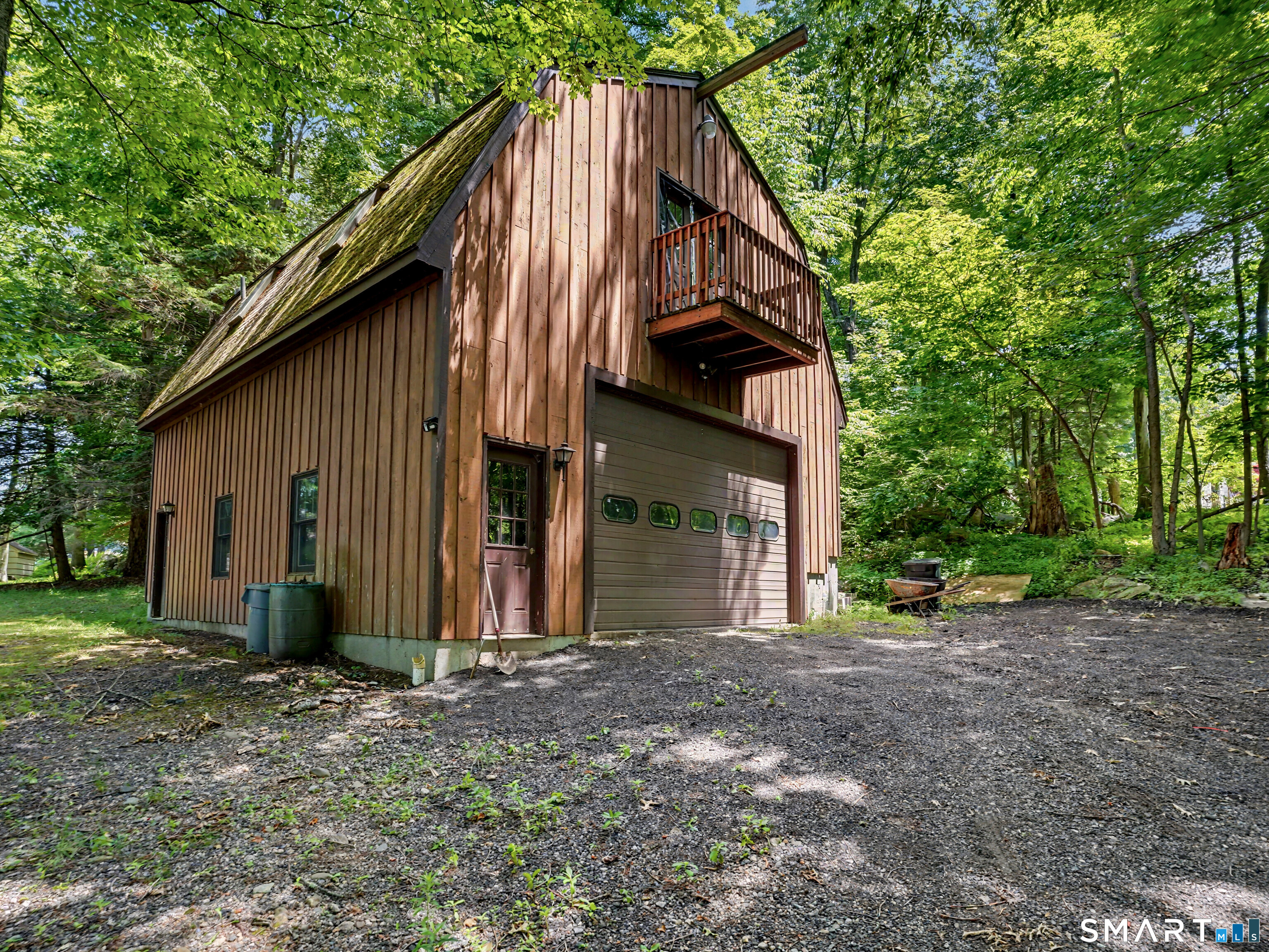 9 Old Country Road Oxford CT 06478