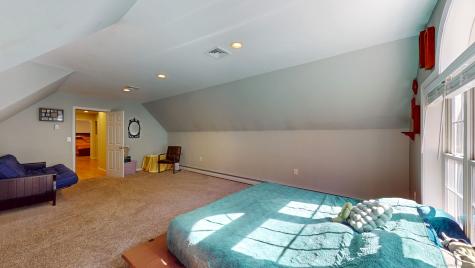 102 Dudley Street Norwich CT 06360