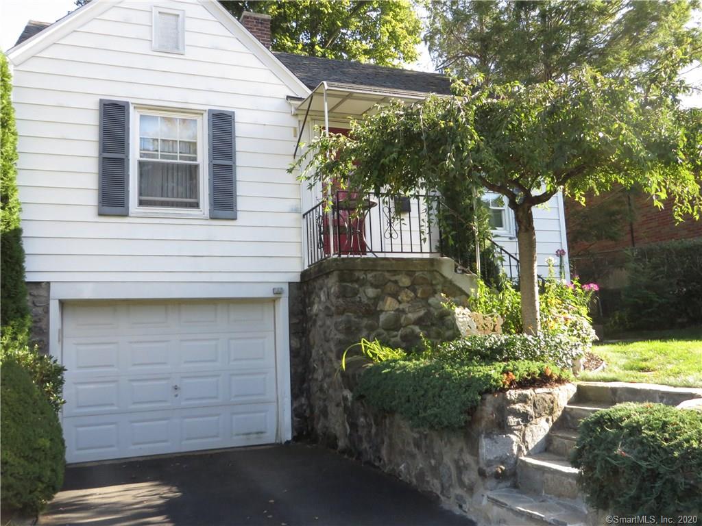 33 Malmalick Avenue Waterbury CT 06708