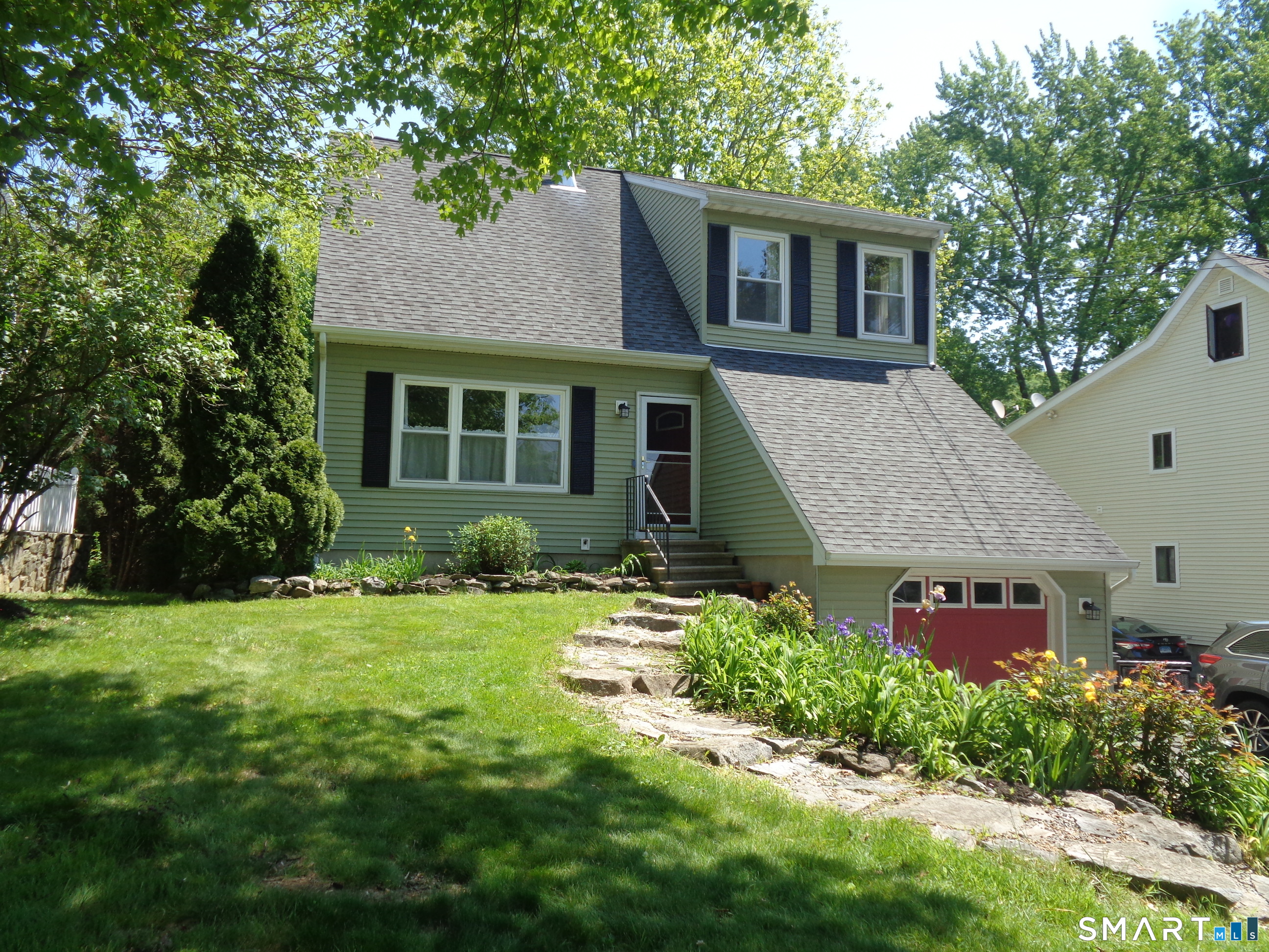 321 Spring Street Naugatuck CT 06770