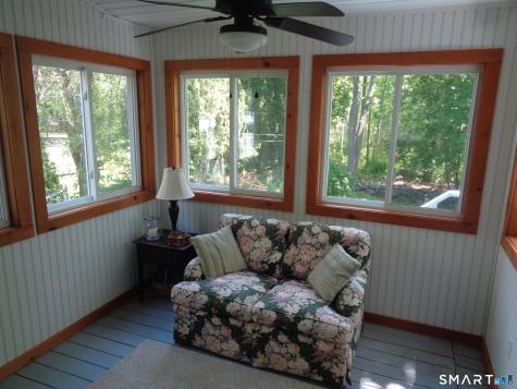 321 Spring Street Naugatuck CT 06770