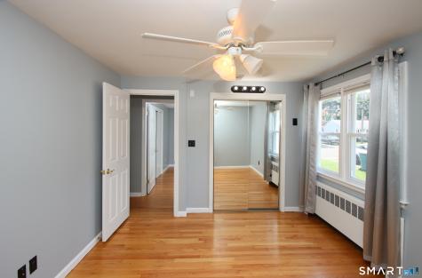 28 East Clover Circle Hamden CT 06514
