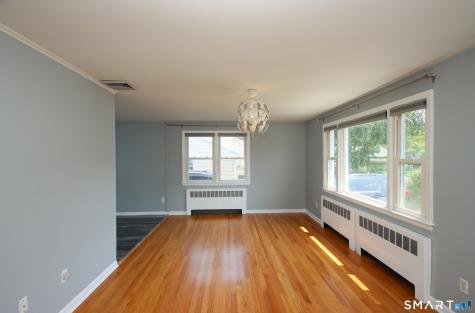 28 East Clover Circle Hamden CT 06514