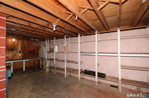 28 East Clover Circle Hamden CT 06514