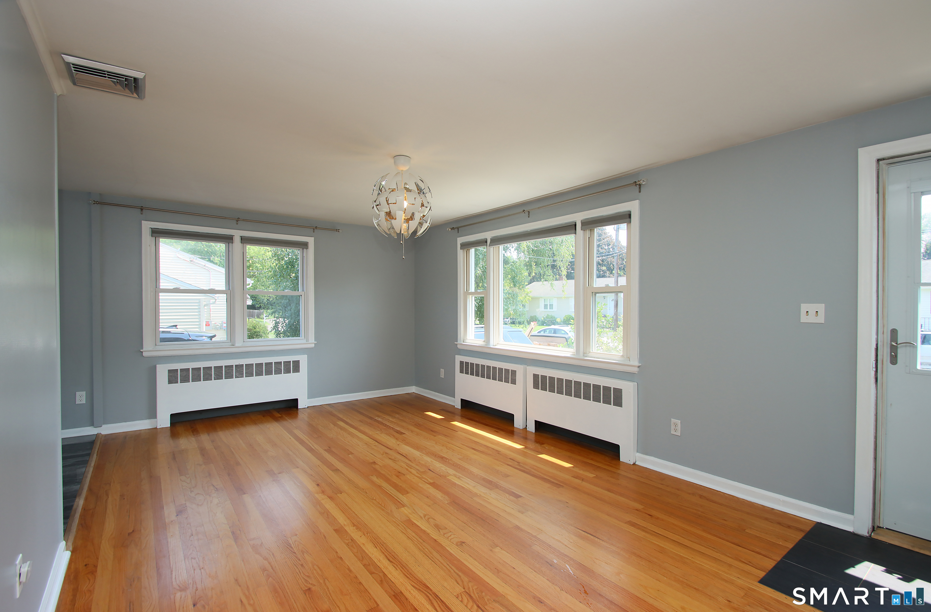 28 East Clover Circle Hamden CT 06514