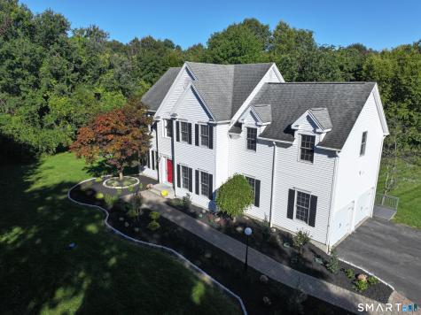 21 Heritage Drive New Milford CT 06776