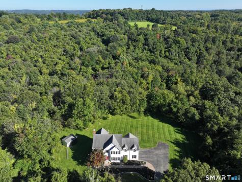 21 Heritage Drive New Milford CT 06776