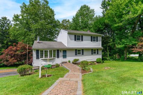 15 Lillian Avenue New Fairfield CT 06812