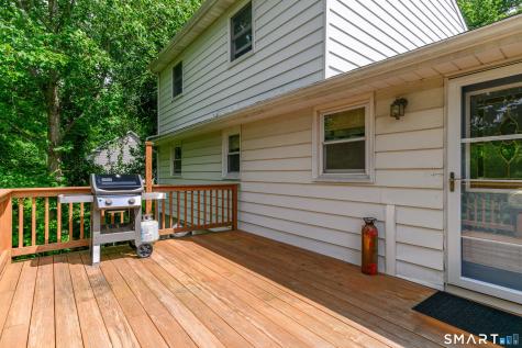 15 Lillian Avenue New Fairfield CT 06812