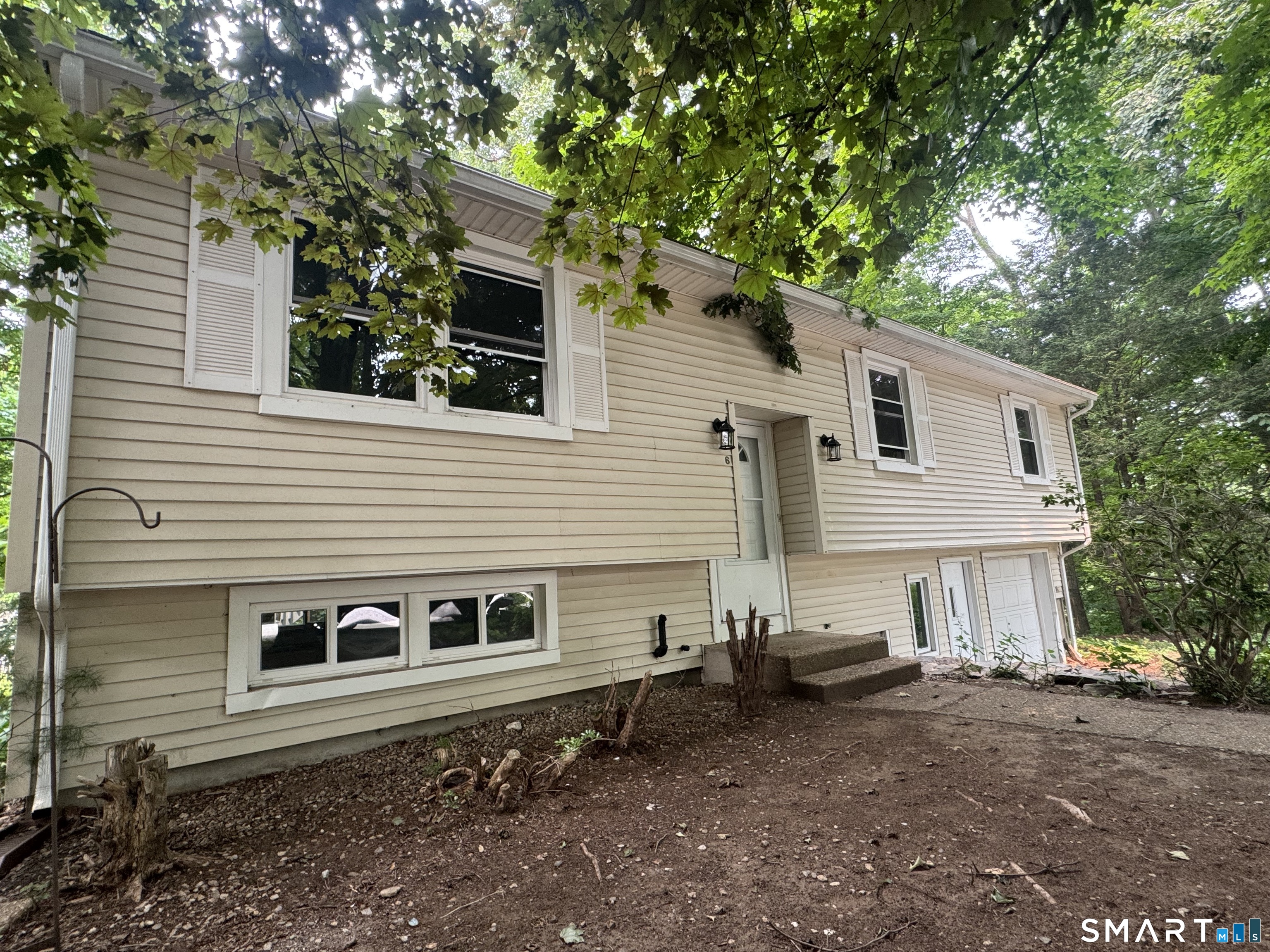 6 Elaine Street Bozrah CT 06334