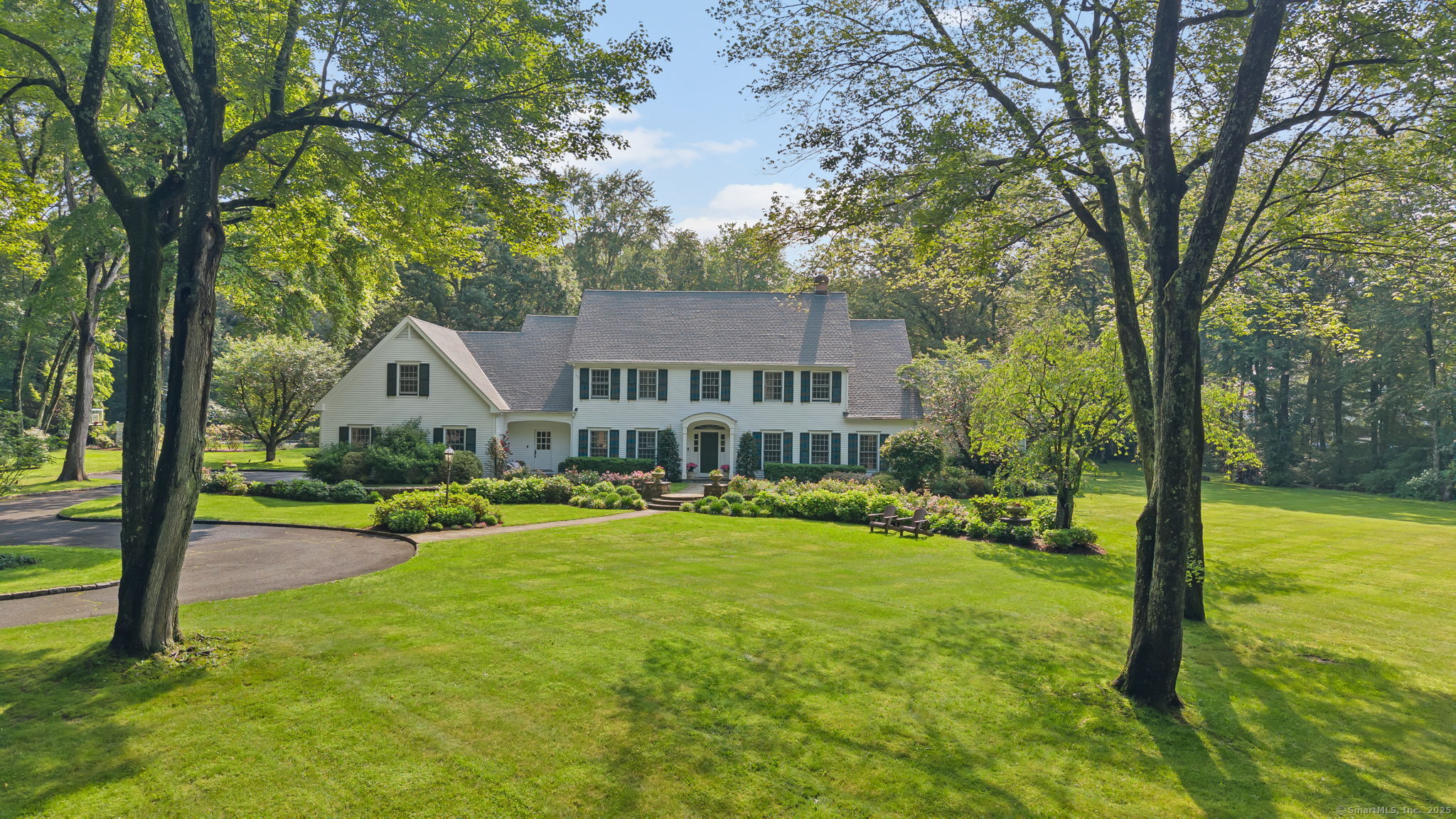 19 Father Peters Lane New Canaan CT 06840