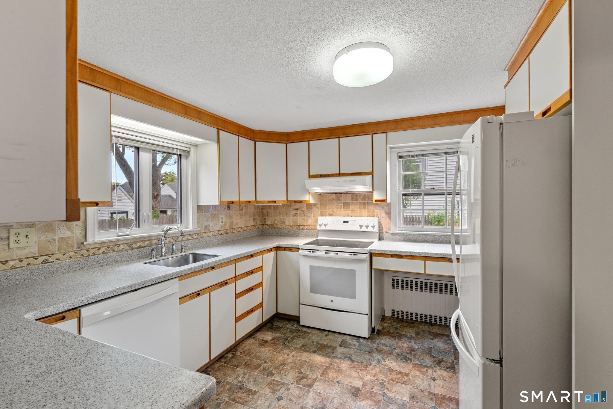 160 Sedgwick Road West Hartford CT 06107