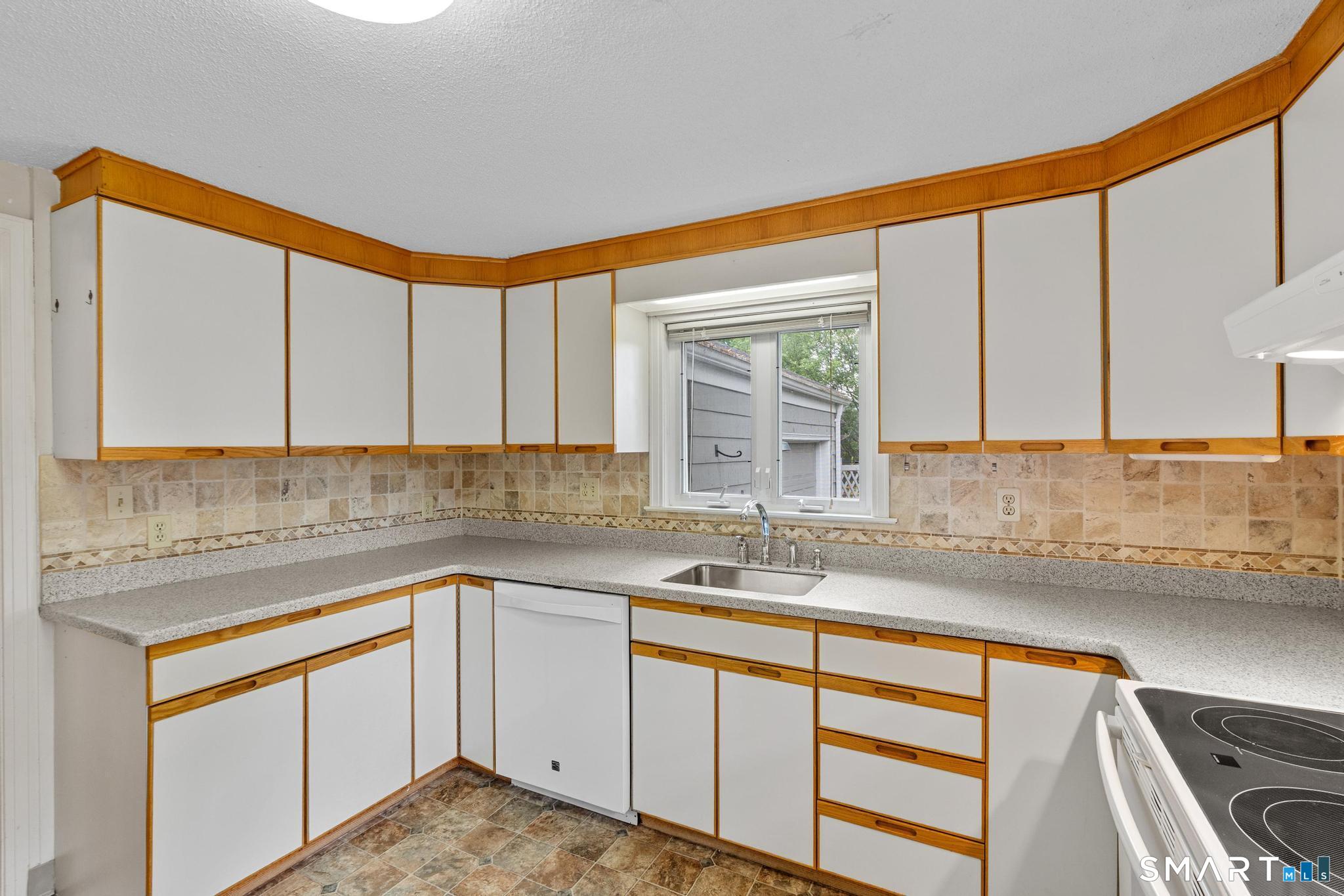 160 Sedgwick Road West Hartford CT 06107