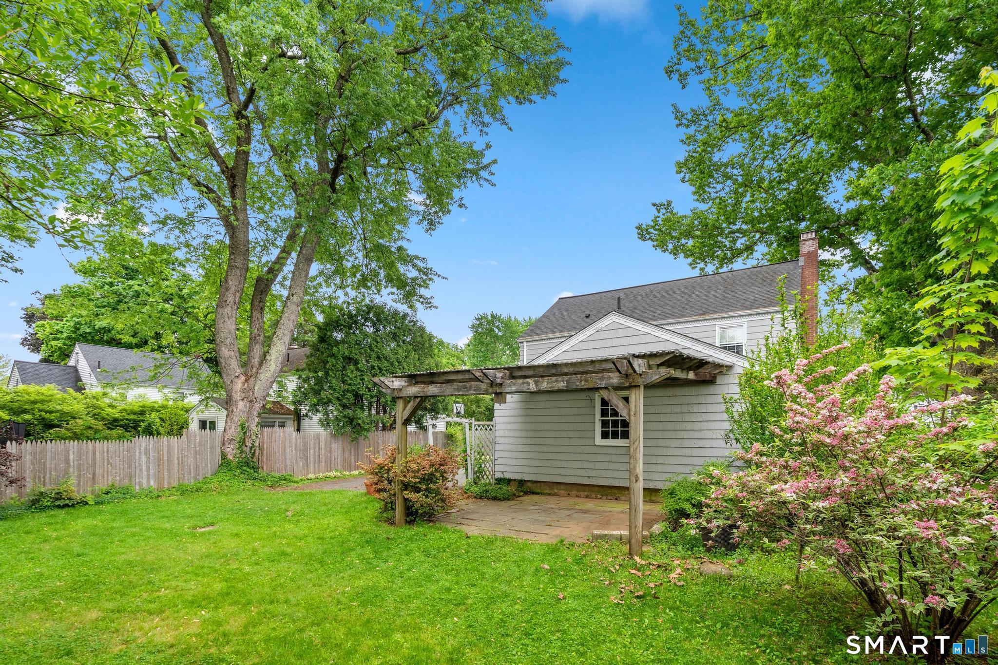 160 Sedgwick Road West Hartford CT 06107