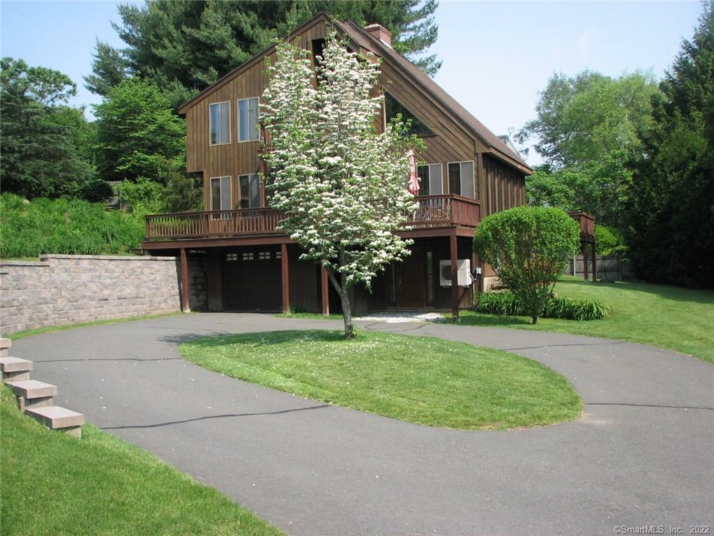 5 Metacomet Drive East Granby CT 06026