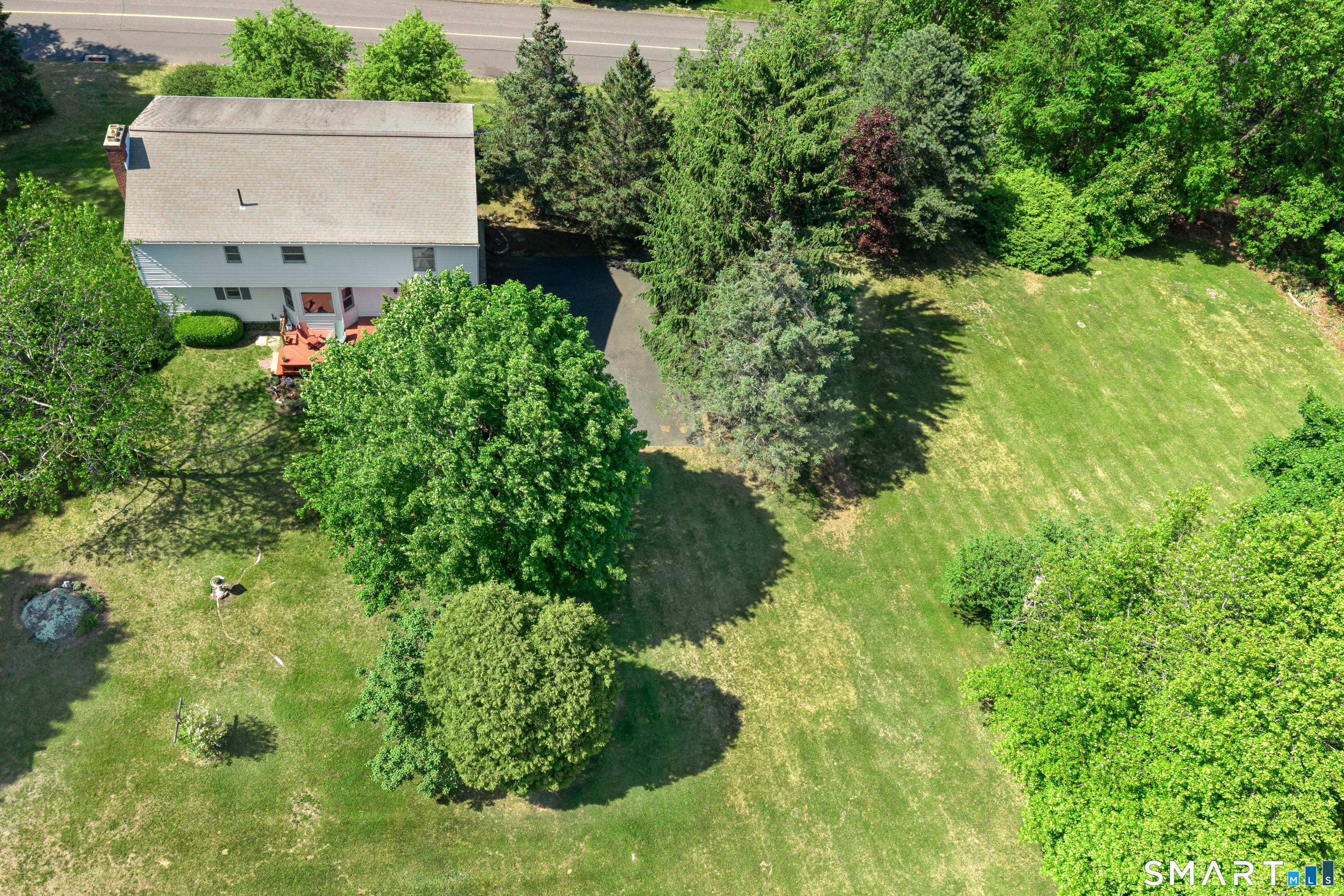 1 Red Barn Road Oxford CT 06478