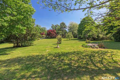 1 Red Barn Road Oxford CT 06478