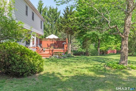 1 Red Barn Road Oxford CT 06478